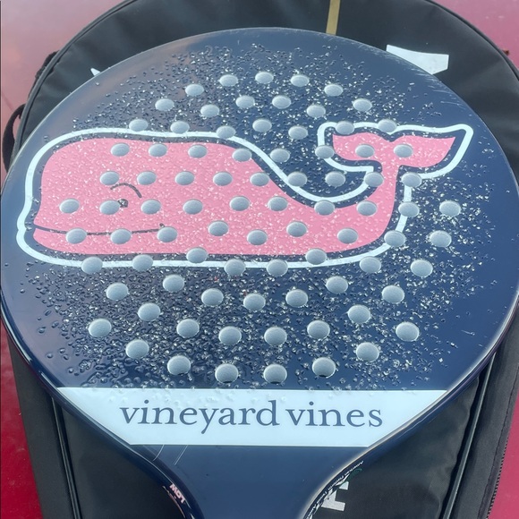 Vineyard Vines Paddle with Pink and Blue Design with carrying case - Picture 4 of 7